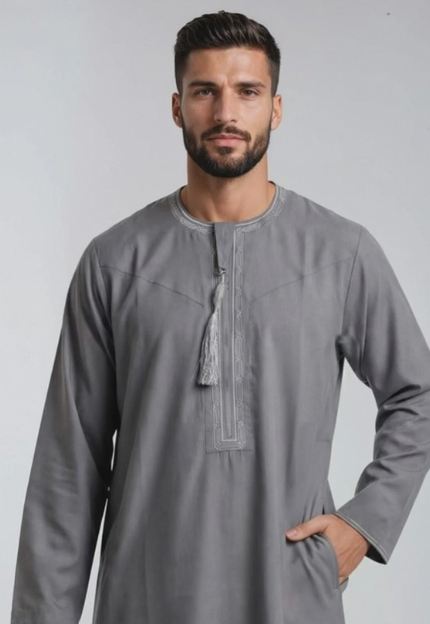 Collection image for: Omani Thobes