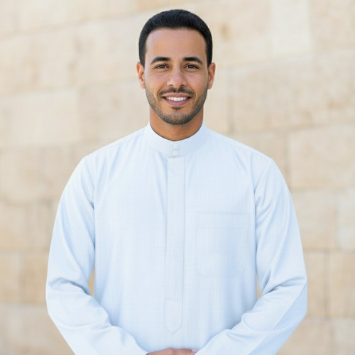<h4><strong>Saudi Thobes</strong></h4>
